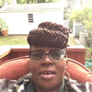 Meet your Posher, Marcia